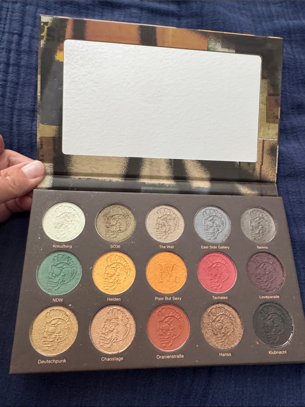 Nomad Berlin Underground 16-Color Eyeshadow Palette